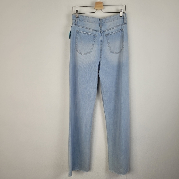 Ymi rip distressed light wash wide leg 90's style jeans - Picture 9 of 11